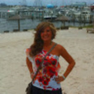 Meet your Posher, Alyssa